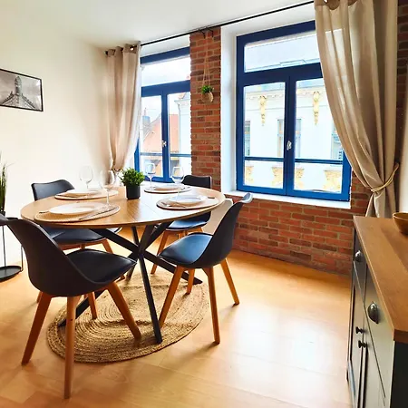 Loft In Old With Lovely Terrace